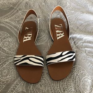 Brand New Zara Zebra Print Flats Size 37 (6.5)